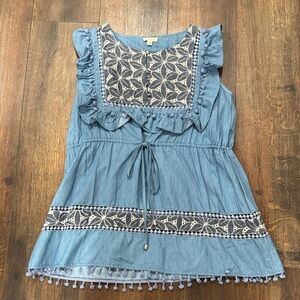 POL Chambray top w/webbing, pom poms  and ruffle detail nwt size small